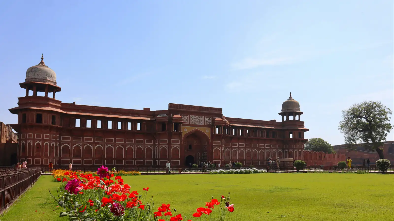Near Red Fort 